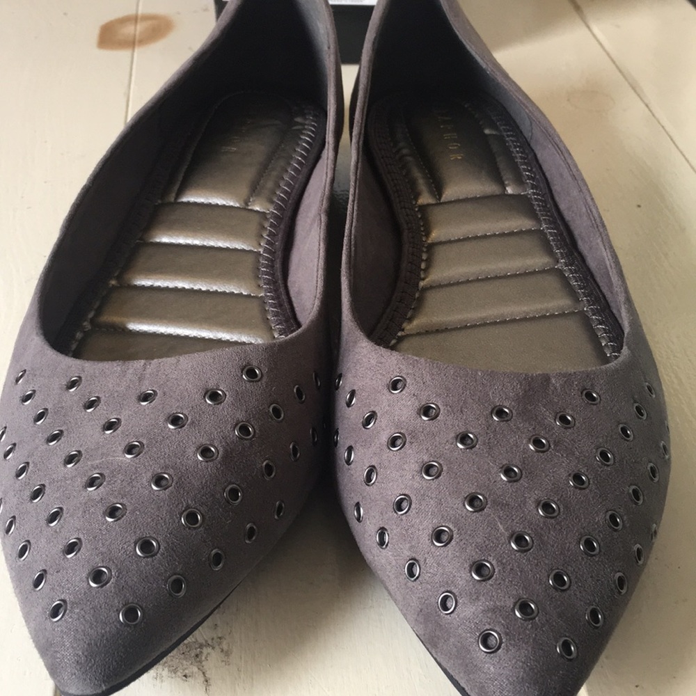 NWOT Metaphor Flats